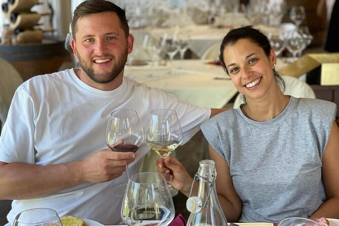 From San Gimignano: Tuscany Vespa Tour with Lunch & Wine Tasting - San Gimignano and Wine & Olive Oil Tastings