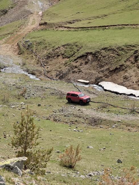 From Tbilisi: Tsalka Hills Off-Road Jeep Tour with BBQ - Starting Point at Perogico Cafe with Warm Welcome