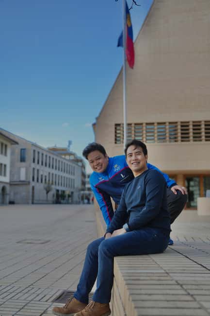 From Zurich: 4-Country Private Day Tour with Photoshoot - Starting in Zurich: City Highlights and Photo Stop