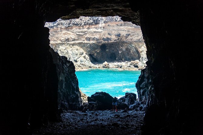 Fuerteventura Villages Caves and Farm Tour with Lunch from South - Exploring Pajara and Its Aztec-Faced Church