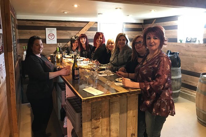 Full-Day Niagara-On-The-Lake Guided Wine and Charcuterie Tour - Exploring Konzelmann Estate Winerys Lakefront Charm