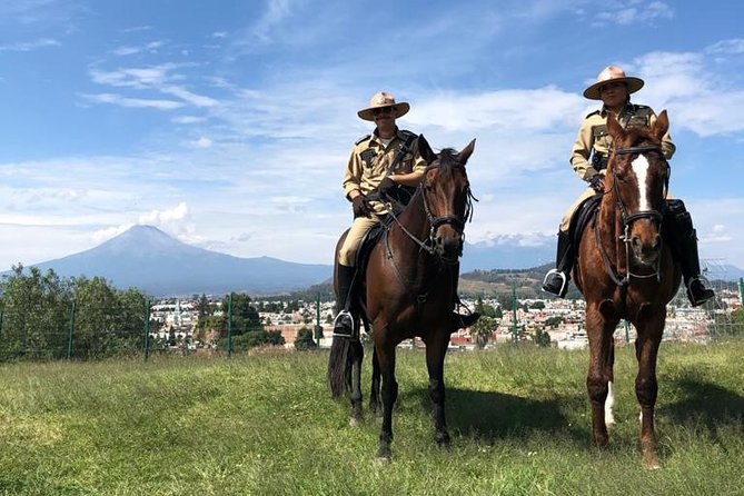 Full Day Private Tour of Puebla and Cholula. - Visiting the Great Pyramid of Cholula