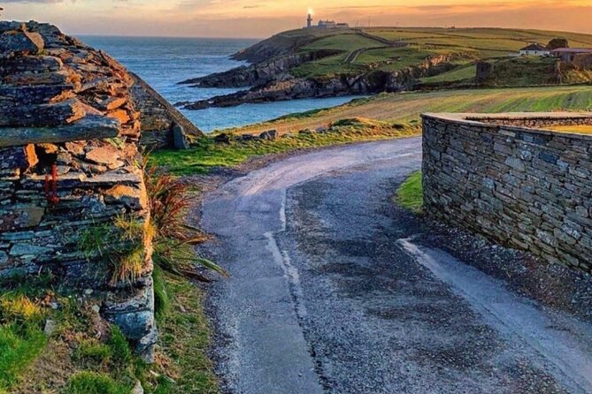 Full Day Private Tour to Ireland - Visiting Kinvara Harbour and Dunguire Castle
