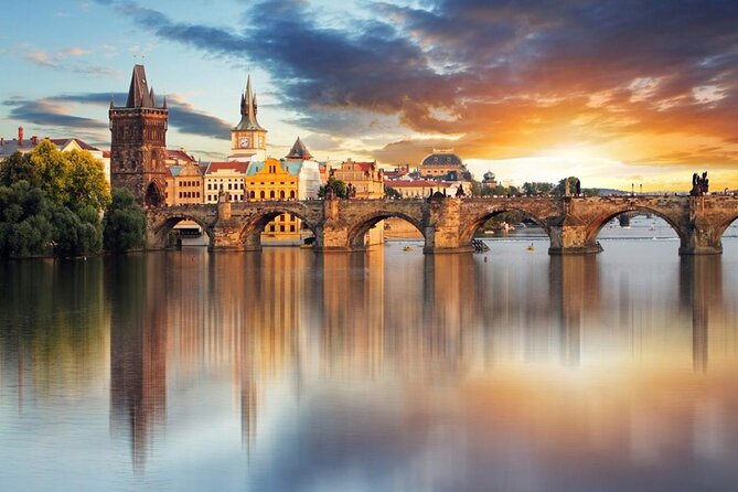 Full-Day Private Trip from Vienna to Prague - Exploring Prague’s Old Town: A Walk Through Centuries