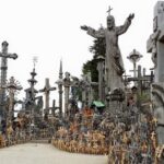 Full-Day Tour to the Hill of Crosses and Rundale Palace in Latvia from Vilnius - From Vilnius to the Hill of Crosses: A Spiritual Landmark