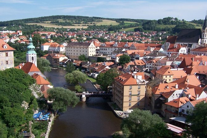 Full-Day Trip to eský Krumlov from Prague - Exploring Cesky Krumlov’s Historic Center