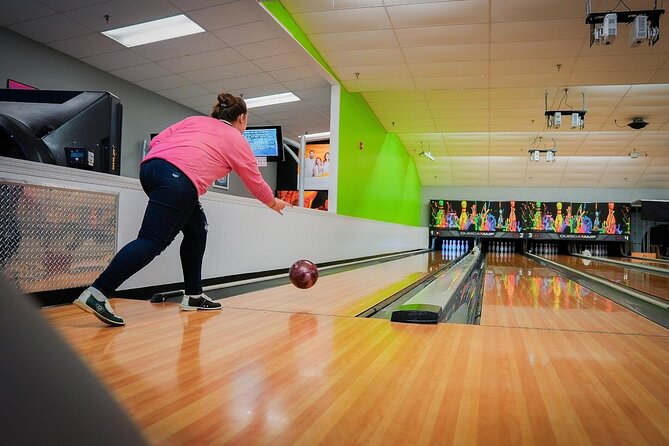 Funfull FunPass Philadelphia - Bowling Adventures at Thunderbird Lanes