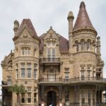 Galveston Mansions and Murder Walking Tour - Exploring Galveston’s Historic Mansions Outside
