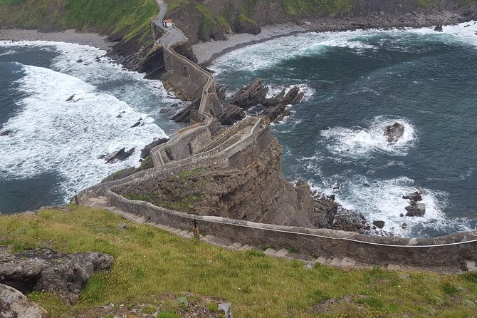 Game of Thrones Basque Coast Locations Tour from San Sebastian - Exploring the Shores of Dragonstone at Playa de Itzurun