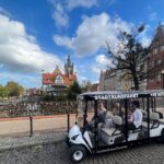 Gdansk: 2H City Sightseeing Tour LIVE GUIDED by Buggy/Golf cart - Exploring Gdansks Iconic Neptunes Fountain and Main Town Hall