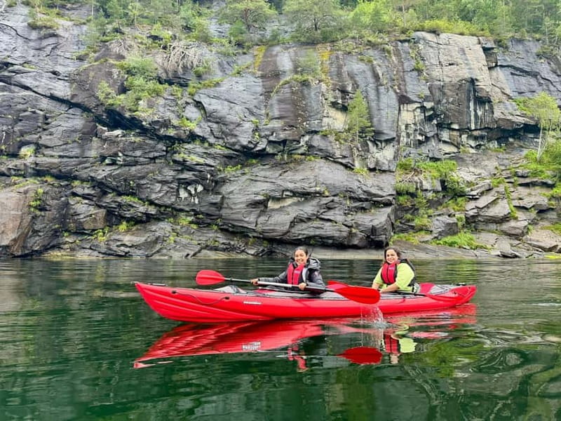 Geiranger: Beginner-Friendly Fjord Kayaking - The Starting Point at Maråkvegen 37 in Geiranger