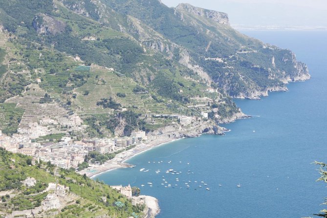 Gems of the Amalfi coast - Discovering Positano’s Colorful Cliffside Charm