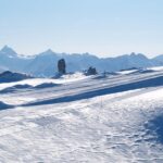 Geneva: Riviera Col du Pillon Glacier 3000- High Level Experience - Exploring the charming village of Les Diablerets