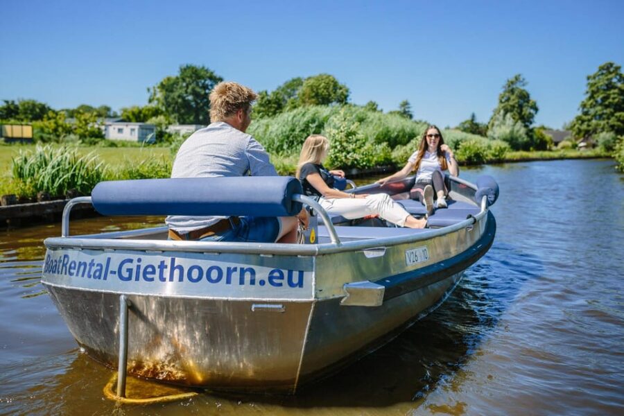 Giethoorn: Self-Drive Boat Rental for up to 8 People - Starting at Zuiderpad 14a: Convenient and Well-Equipped