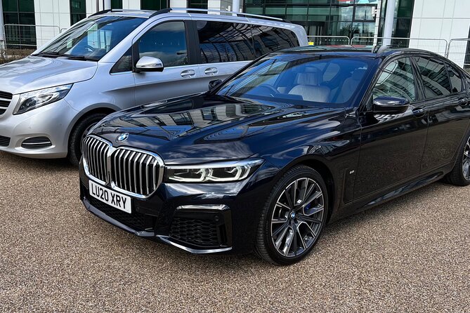 Glasgow Airport Transfer - Why Choose a Private Mercedes Minivan for Your Scottish Trip