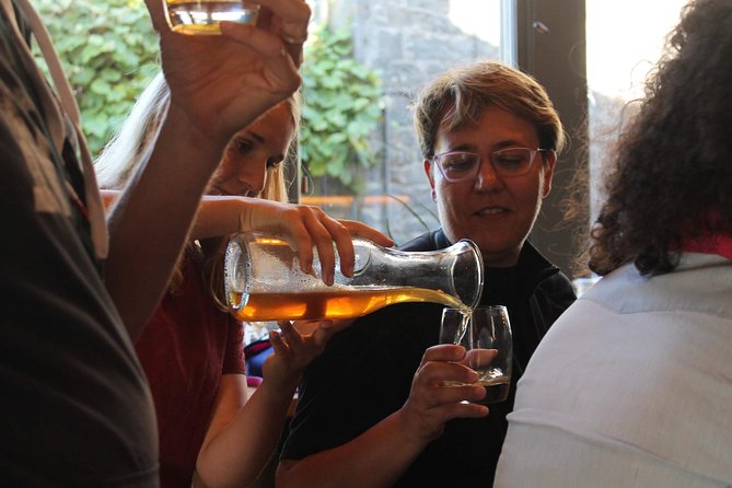 Glasgow Pub & History Tour with ScotBeer Tours - The Beer Tastings: Sampling Scotland’s Best Beers