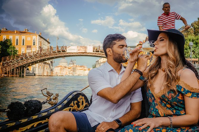 Gondola Ride and Aperitif in a Venetian Palace - The Exclusive Private Gondola Ride through Venice’s Waterways