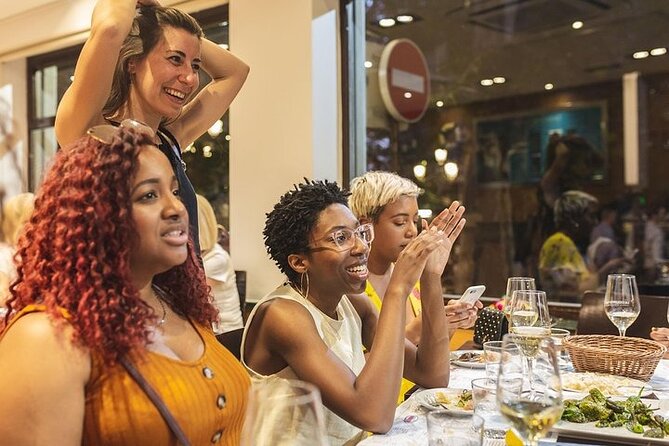 Granada Original Tapas Crawl by Food Lover Tour - The Guide’s Role and Experience