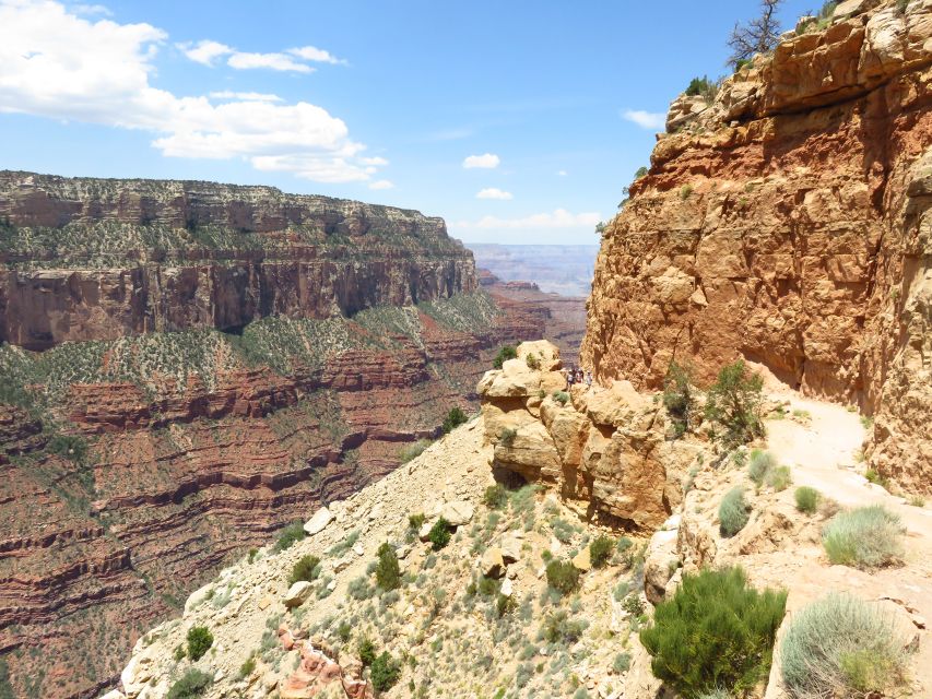 Grand Canyon Full-Day Hike from Sedona or Flagstaff - Descending into the Heart of the Grand Canyon