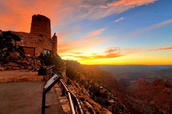 Grand Canyon South Rim Sunset Tour with Dinner included - How the Guide Brings the Canyon’s Story to Life