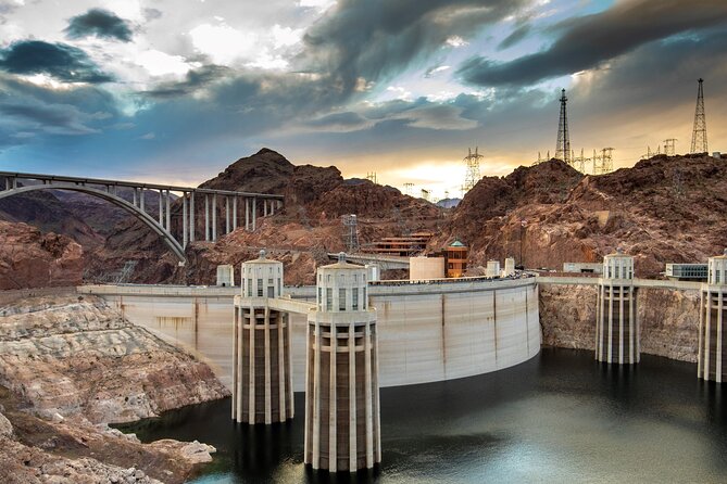 Grand Canyon West & Hoover Dam Tour with Complimentary Breakfast - Pickup and Travel Logistics from Las Vegas Hotels
