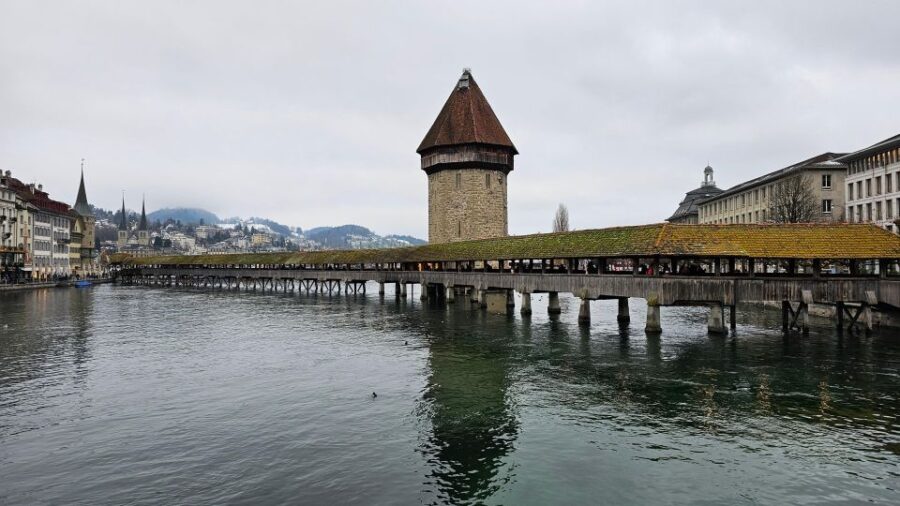 Great walk through Lucerne with places of interest - Starting at the Hotel Schweizerhof Luzern
