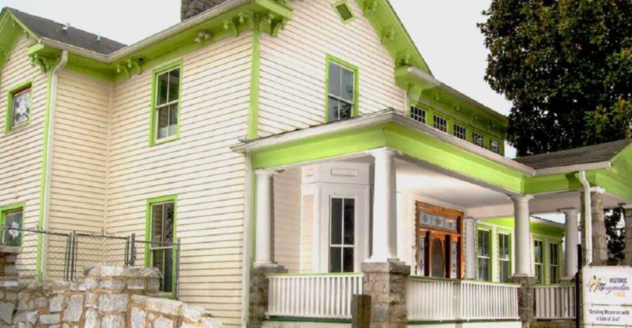 Greensboro: African American History Walking Tour - The Starting Point at United Institutional Baptist Church