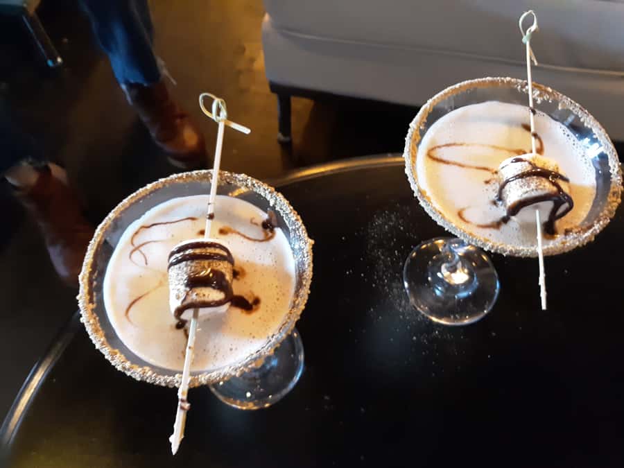 Greenville: 2-Hour Cocktail Tour - Starting Point at Husk Greenville on South Main Street