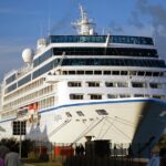 Group Driving Tour 1 to 6 people. Berlin Shore Excursion incl pick-up at Port - Discovering Berlin’s Iconic Landmarks with an Expert Guide