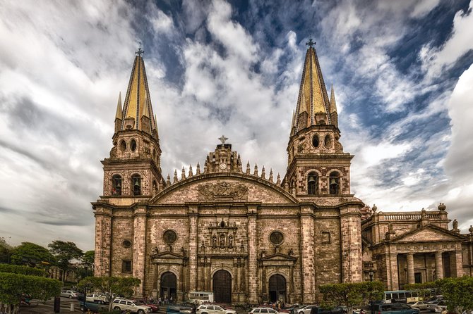 Guadalajara and Tlaquepaque City Sightseeing Tour - Exploring Guadalajara’s Historic Downtown