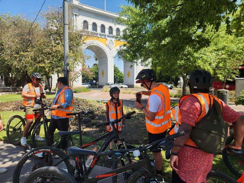 Guadalajara: Bicycle tour of the city visiting places of interest. - Starting Point at Lorenzana 719 and Meeting Details