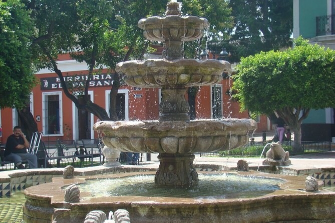 Guadalajara Full Day All Inclusive Food and CultureTour - Strolling along Avenida 16 de Septiembre and Exploring Archaeological Ruins