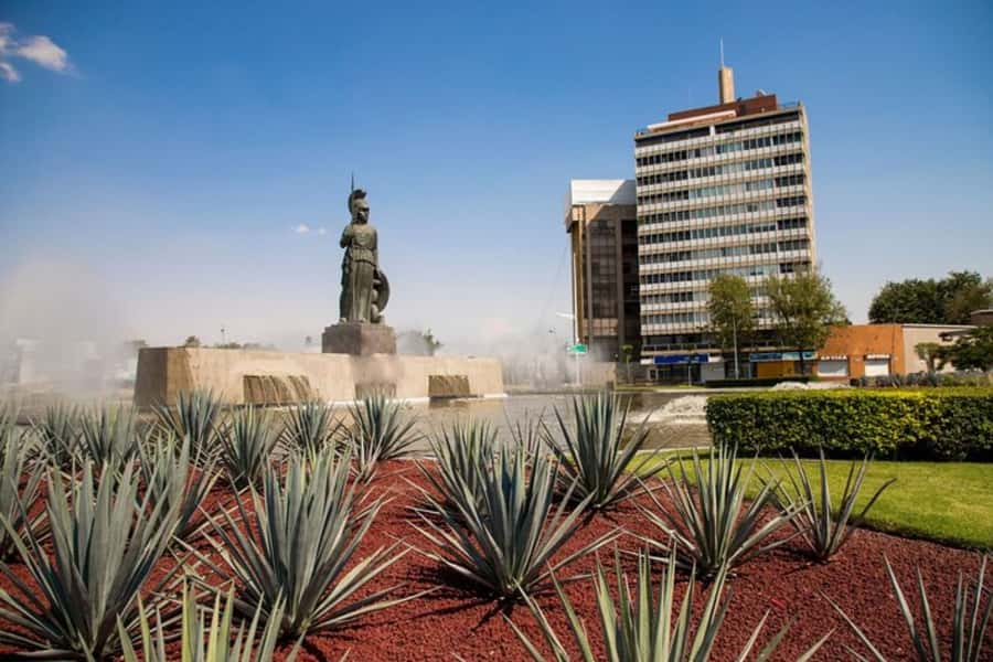 Guadalajara: Private custom tour with a local guide - Discover Guadalajara’s Main Sights with a Local Touch