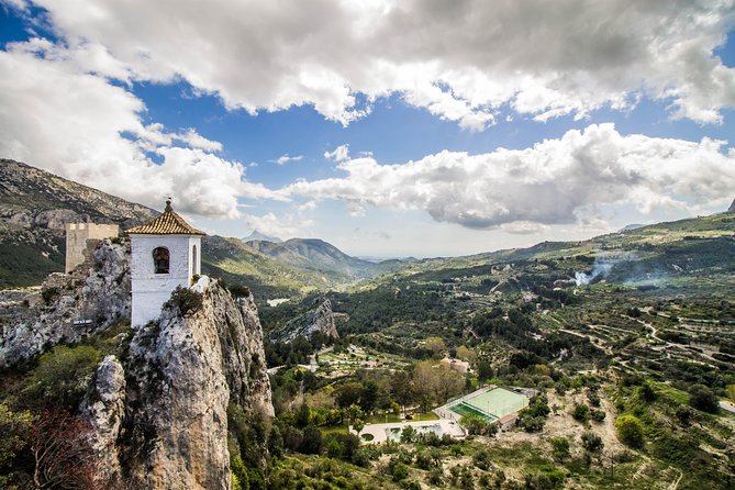 Guadalest and Algar Springs Guided Tour from Alicante - Guadalest: The Jewel of the Mountains