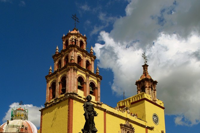 Guanajuato from San Miguel de Allende - The Architectural Marvels of Guanajuato’s Main Square