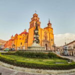 Guanajuato: Private Guided Walking Tour - Walk Through the Colorful Streets and Market Hubs