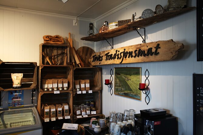 Guided easy snowshoeing with a visit to local café - Tromso’s Scenic Landscapes on a Guided Snowshoe Walk