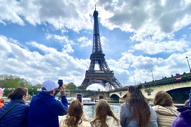 Guided Paris Day Trip from London by Train with Seine Cruise - Seine River Cruise: Iconic Views from the Water