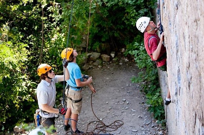 Guided Sandias Climbing Experience - Climbing the Estrellita Route with Local Guides