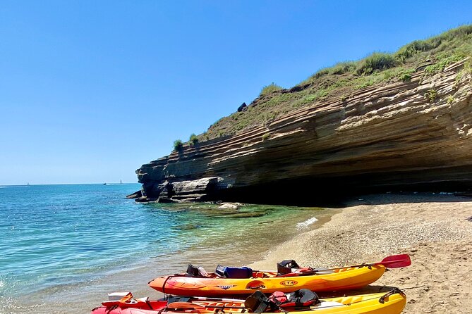 Guided sea kayak trip in Cap dAgde - The Adventure with Nathan: Expert Guidance and Local Stories