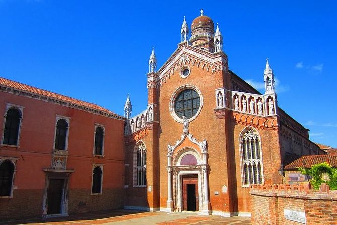 Guided Tour of the Jewish Ghetto in Venice with Cannaregio & Synagogues Visit - Crossing the Cannaregio: Ponte delle Guglie and Ponte dei Tre Archi
