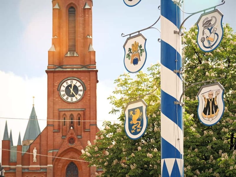 Haidhausen: Insider Tour! Secrets in Munich's French Quarter - Discovering the Charm of Haidhausens Historic Houses