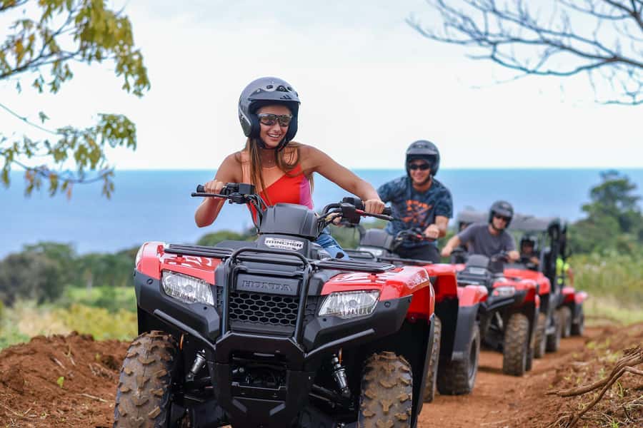 Hakalau: Deluxe ATV Experience - Meeting Point and Check-In at the Visitor Center