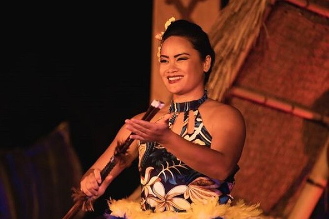 Hale Hoaloha Luau at the Mauna Lani - Hale Hoaloha Luau at Mauna Lanis Unique Setting and Historical Significance