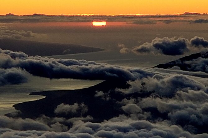 Haleakala Sunset and Astronomy Tour - Guided Night Sky Observation with Telescopes