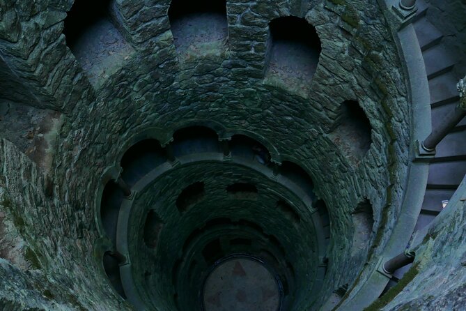 Half day adventures in the Sintra mountain - Visiting Palácio e Parque Biester