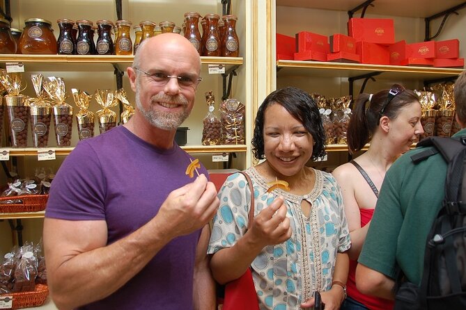 Half Day Afternoon Walking Food Tour with Dinner - Exploring the Bustling Cours Saleya Market in the Evening