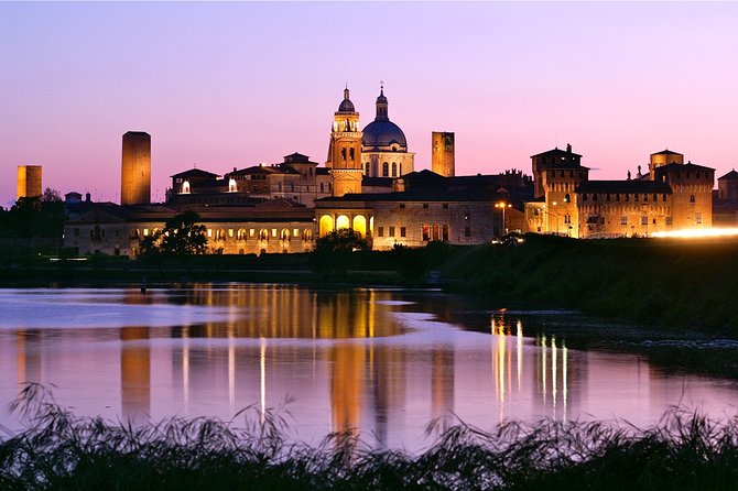 Half-day Guided tour of Mantua City Centre and Ducal Palace - Discovering the Castello San Giorgio and Mantegna’s Frescoes