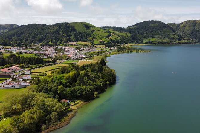 Half-Day Jeep Tour from Ponta Delgada to Sete Cidades - Exploring the Craters and Lakes of Sete Cidades