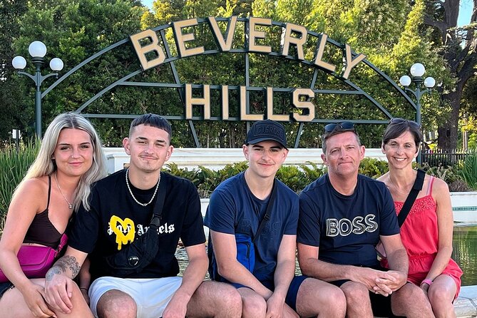 Half Day LA Tour: Hollywood, Celebrity Homes, Santa Monica - Highlights of the Itinerary and Key Stops